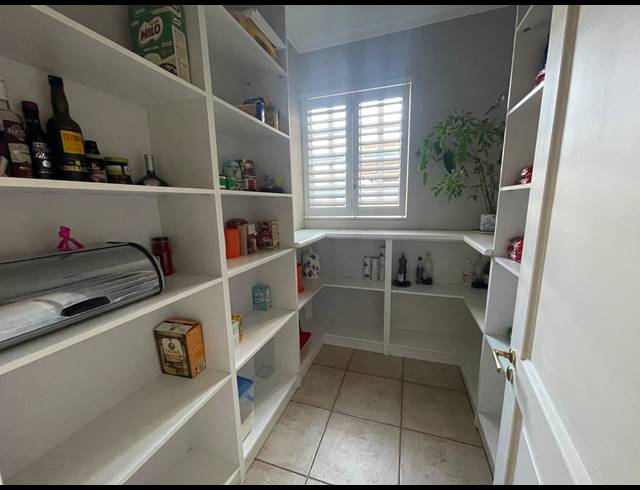 4 BEDROOM HOUSE FOR SALE IN THREE RIVERS PROPER